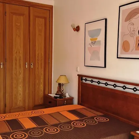 Apartment Da Rocha *